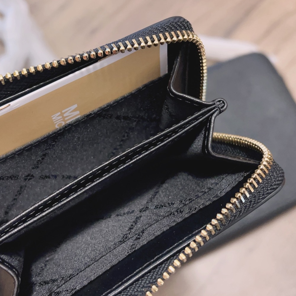 Michael Kors Jet Set EW Large Crossbody + Wallet set Black - Picture 6 of 8